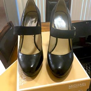 Black patent heels. Size easy adjustable strap